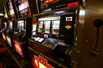 Indagati 135 commercianti per slot machine nei negozi del Salento